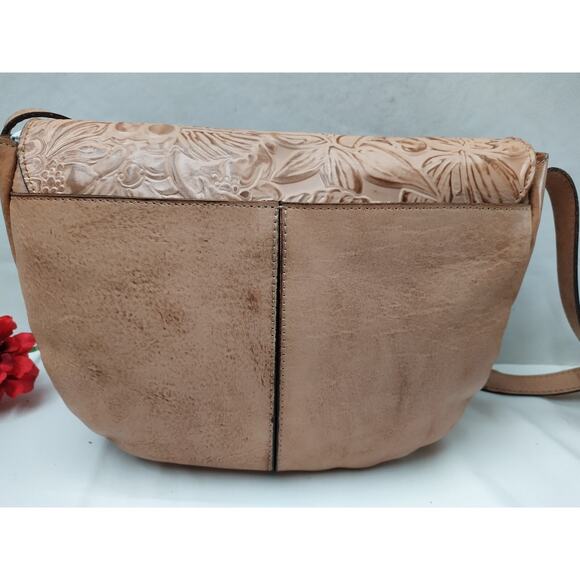 Patricia Nash Saddle Tan Leather Rosolini Tooled Buckle Flap Crossbody Bag EUC - Picture 2 of 16